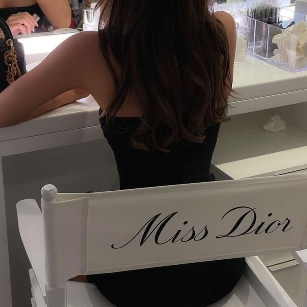 Meet your Posher, Cassiopeia